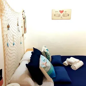 https://malaga-centrico-y-playa-bus-y-metro.hotelsinnerja.org